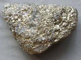 铜矿石